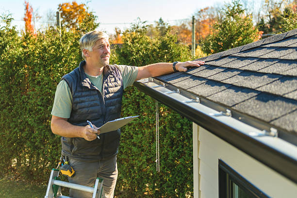 Professional Metal Roofing technician working in West Hills, CA